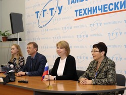 news img